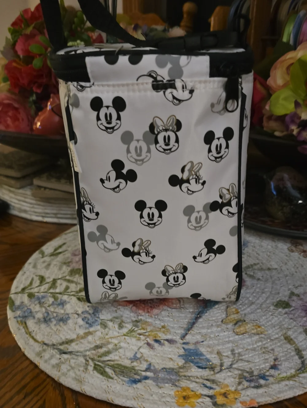 NWT Disney Mickey Mouse TwoCool Double Bottle Bag.